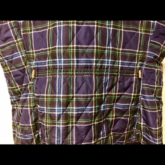 Women’s Croft & Borrow plaid vest - Picture 4 of 5